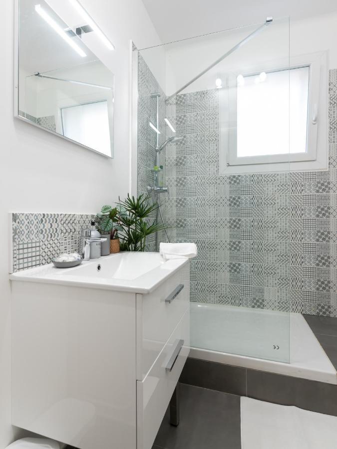 Apartamento Studio Blue Confort , Proche Gare Part Dieu Villeurbanne Exterior foto